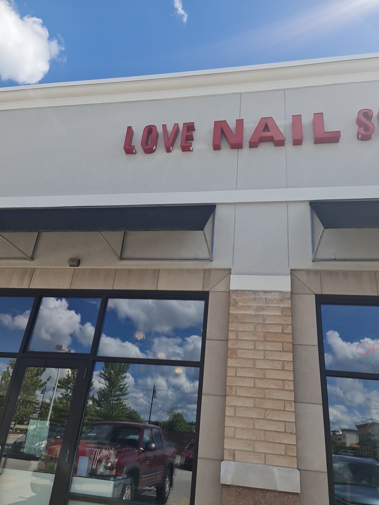 Love Nail Spa nail photo 7